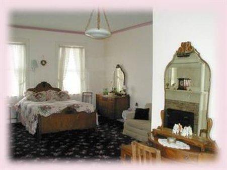 River Rose Inn Bed And Breakfa Elizabethtown Habitación foto